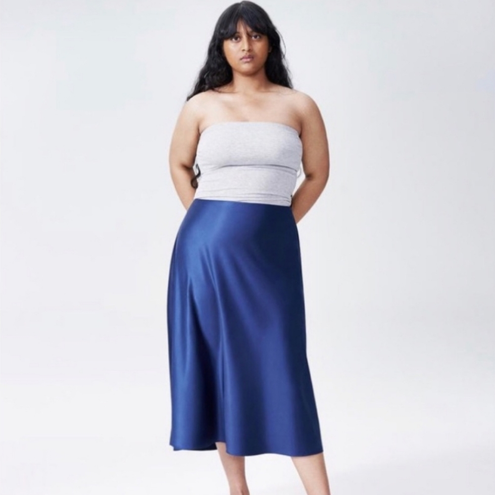 Universal standard midi bias skirt